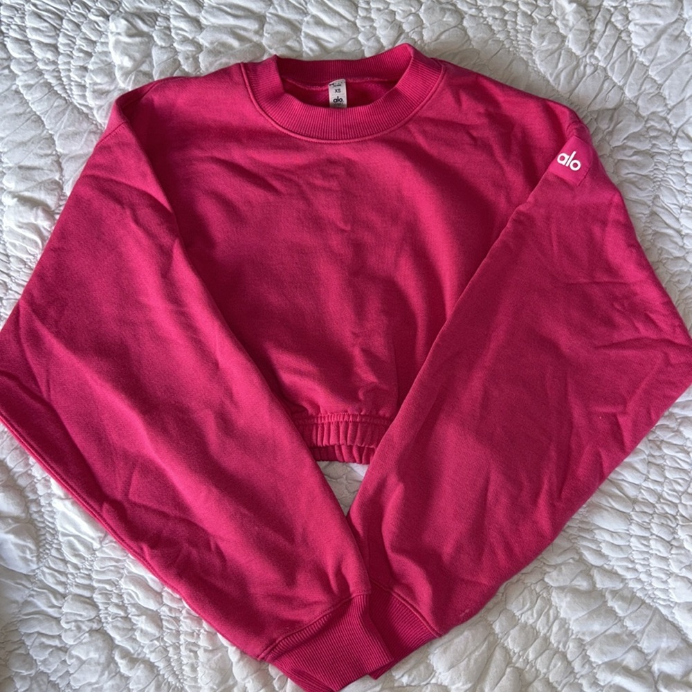 ALO Yoga Pink Crew Neck Sweater